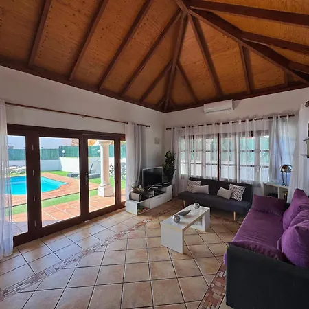 Villa Villa Corralejo Beach *