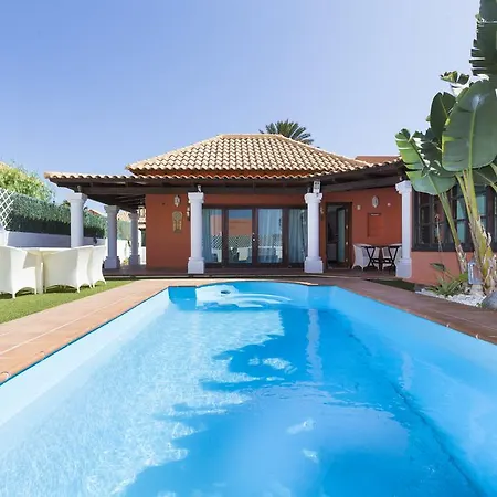 Вилла Villa Corralejo Beach Коральео
