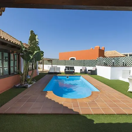 Вилла Villa Corralejo Beach